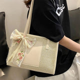 Trendy Lightweight Casual Bow Decor Straw Knitted Bag